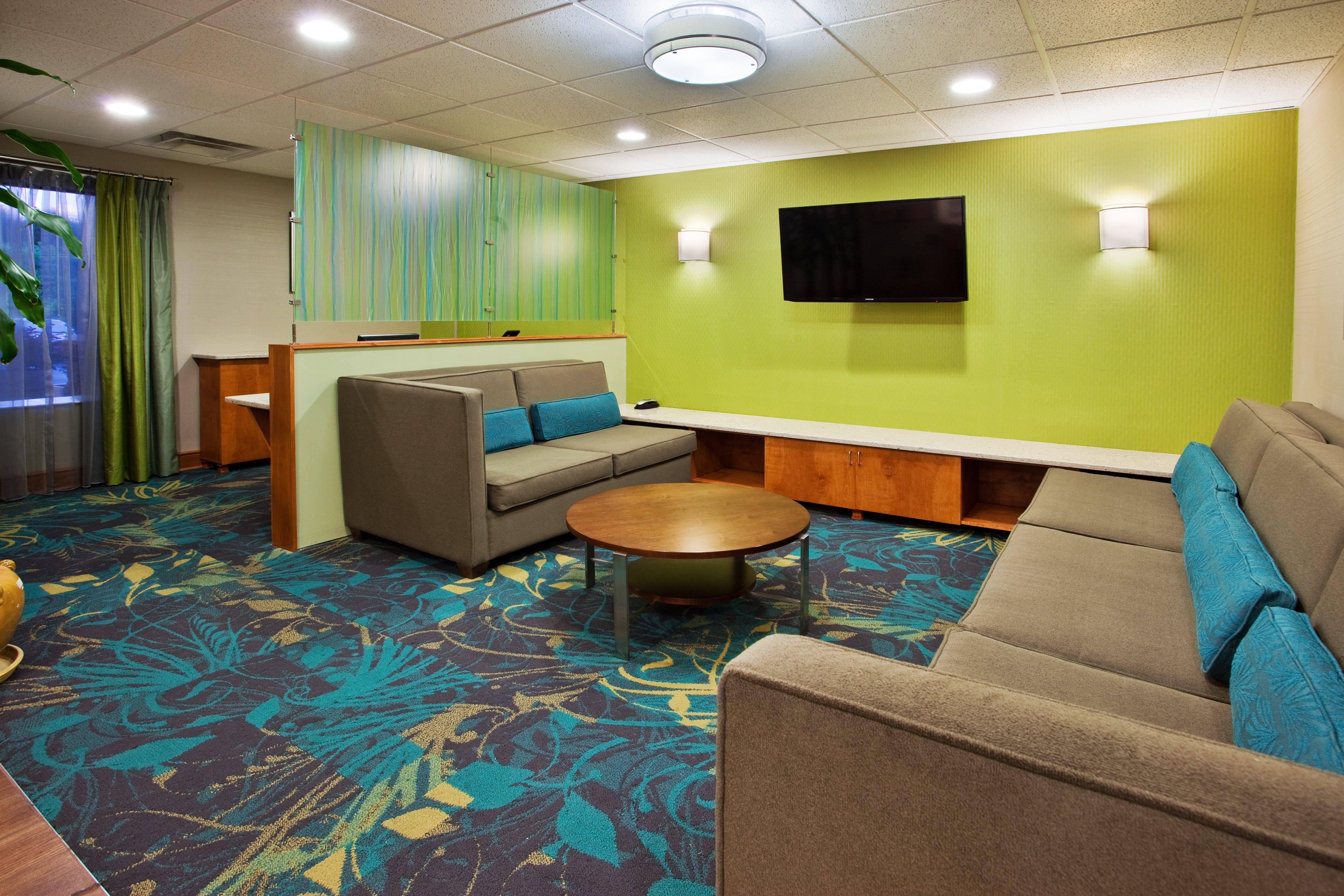 Holiday Inn Express Hotel & Suites Kimball, An Ihg Hotel Exterior photo