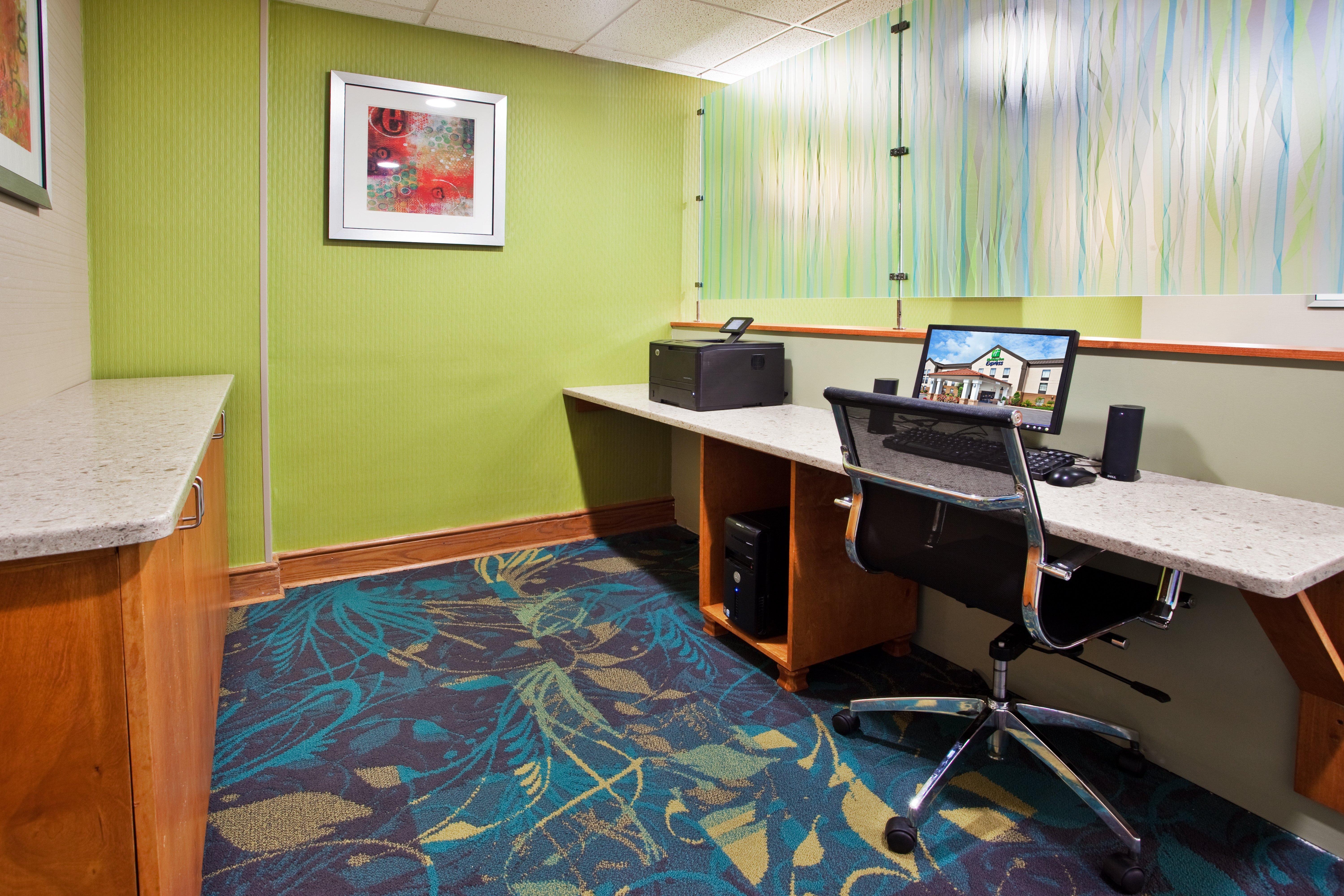 Holiday Inn Express Hotel & Suites Kimball, An Ihg Hotel Exterior photo