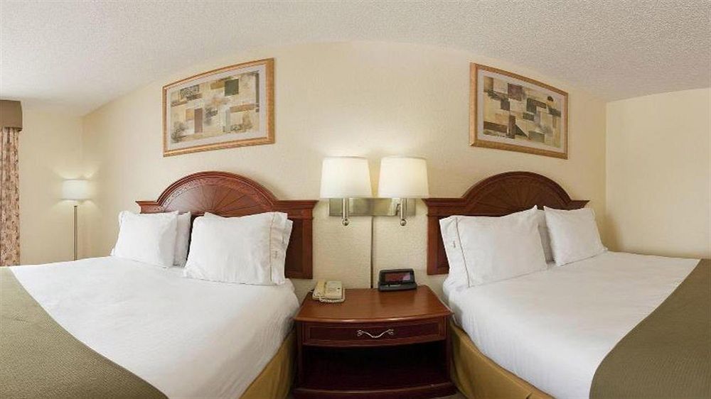 Holiday Inn Express Hotel & Suites Kimball, An Ihg Hotel Exterior photo