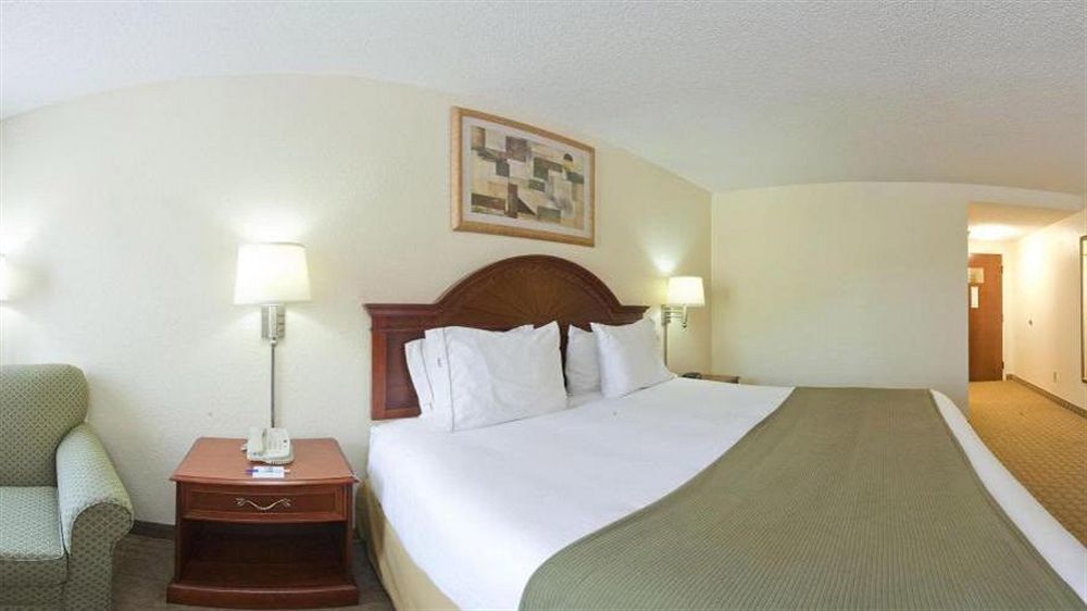 Holiday Inn Express Hotel & Suites Kimball, An Ihg Hotel Exterior photo